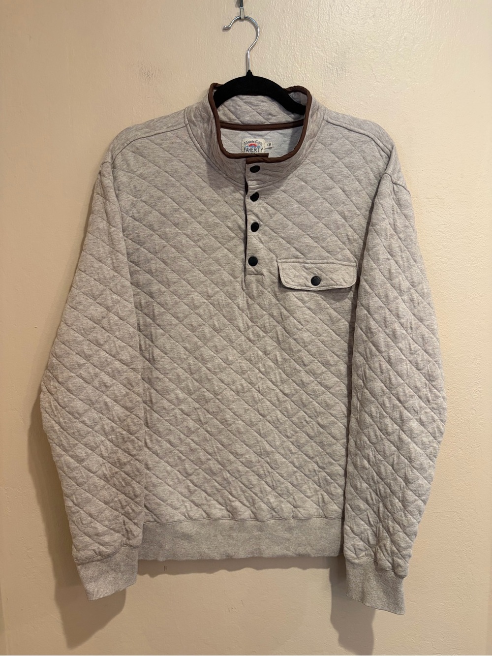 Faherty Quilted Oatmeal Pullover w/ Brown Trim, Partial Snap Buttons, Size L